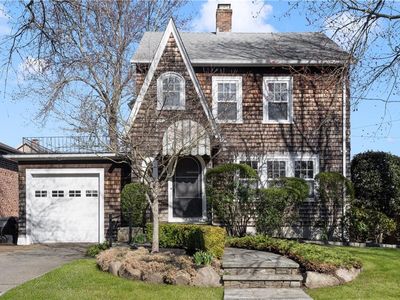 8 Druid Rd