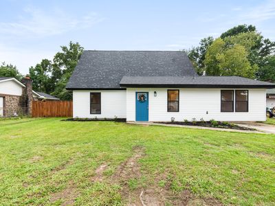 208 Horseshoe Dr