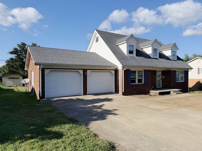 605 Longview Rd