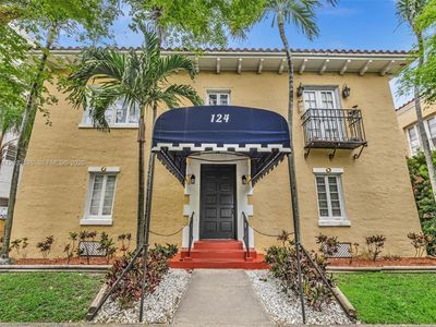 Property at 124 Mendoza Ave APT 6, Coral Gables, FL