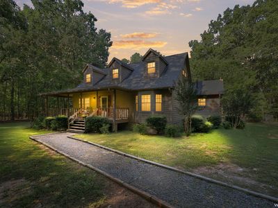 3511 Hawk Ridge Rd