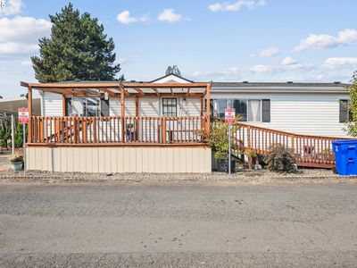 10701 SE Highway 212 Pne