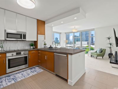 600 Ala Moana Blvd #607