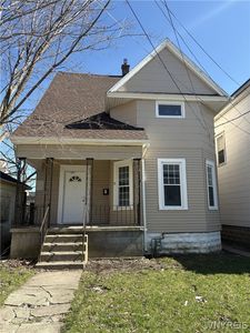 73 Hunt Ave