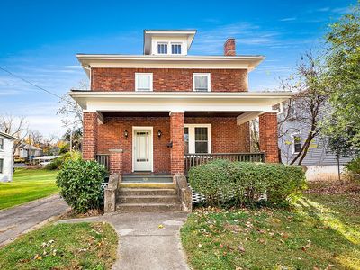 924 Howbert Ave SW