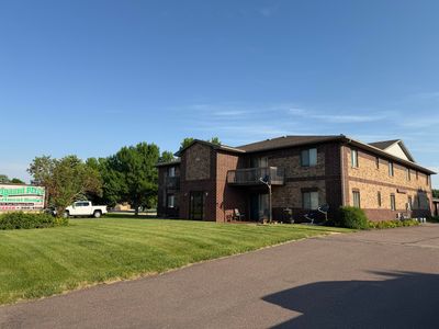 1701 E Melgaard Rd