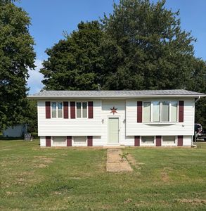 Property at 716 S Cockrum St, Sesser, IL