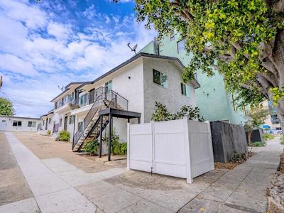 3828 Arizona St