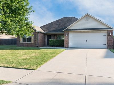 540 Spur Ln