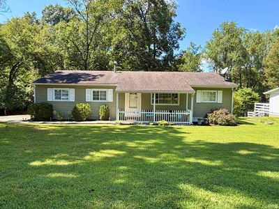 229 White Ln