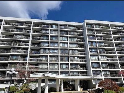 300 High Point Dr