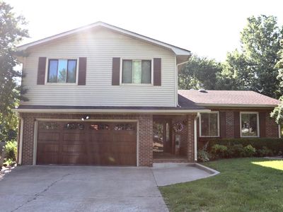 3571 Oscar Ave W