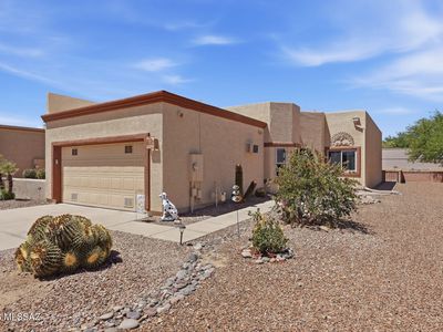 2452 S Orchard View Dr