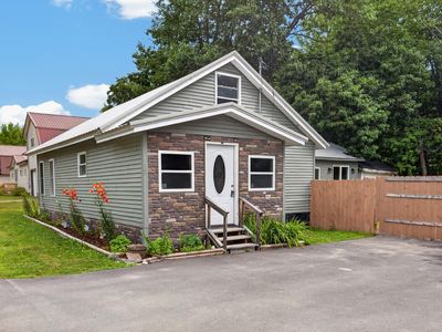 15 Pleasant Street