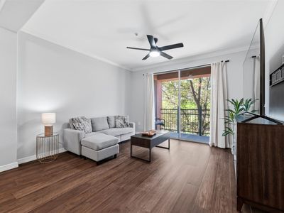 330 Las Colinas Blvd #236