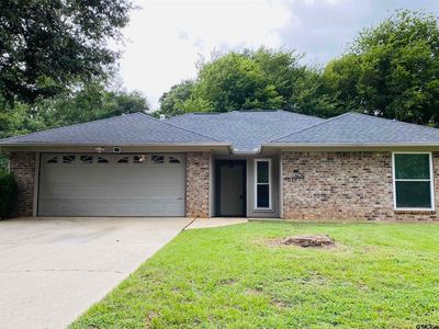 Property at 404 W Briar Ct, Overton, TX