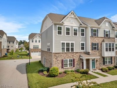 Property at 1470 Caymus Ct, Avon, OH