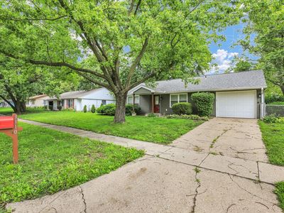 Property at 3310 York Dr, Champaign, IL