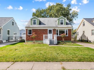344 Parkhurst Blvd