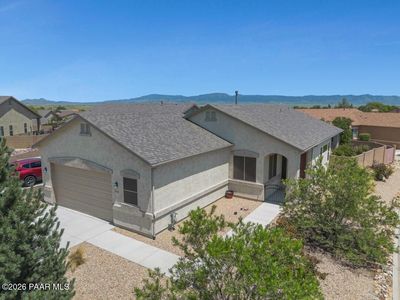 5719 N Hudson Ct