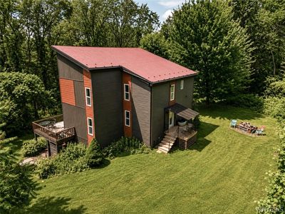 9121 Dake Hill Rd