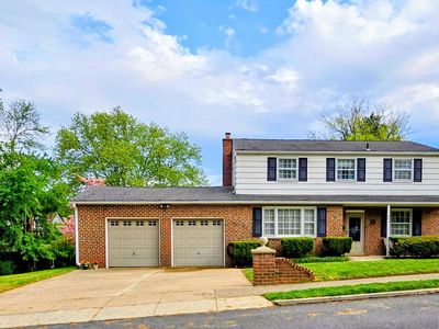 144 Bryn Mawr Ave