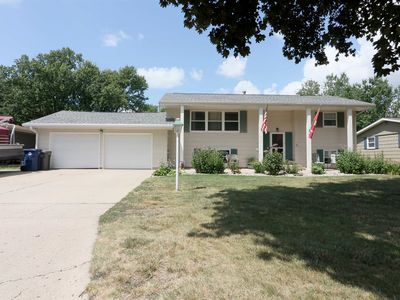 1117 8th Ave W