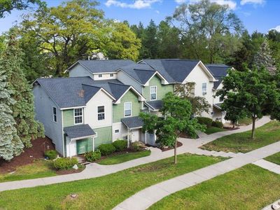 2951 Vineland Ave SE