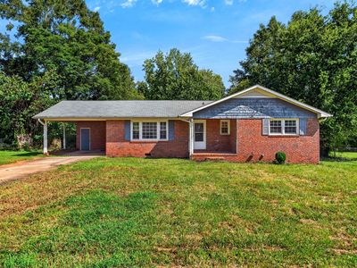 Property at 151 Woodhaven Dr, Spartanburg, SC