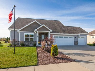 1451 Whalen DRIVE