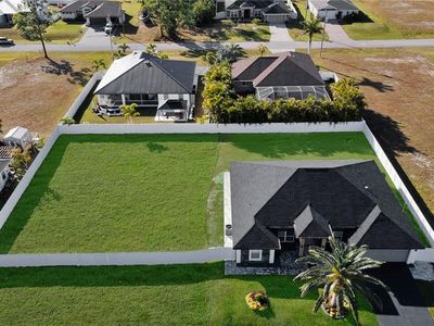 4000 NE 9th Ave