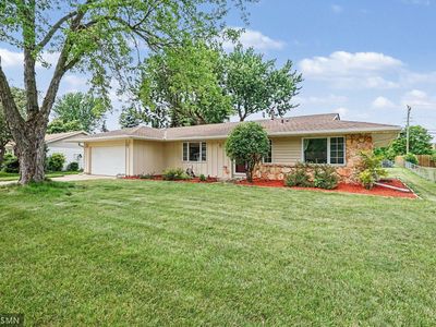 981 Oriole Dr