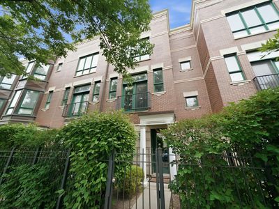 1225 N Sedgwick St #1225