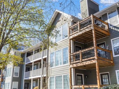 514 Berkeley Woods Dr