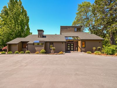 2546 Fisher Rd