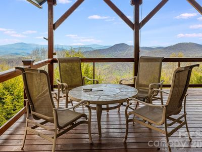 234 Upper Lookout Dr