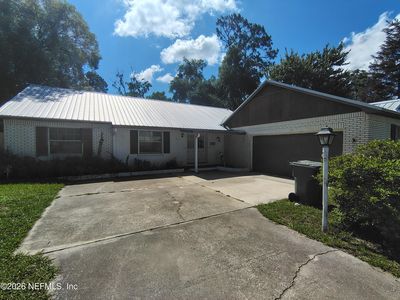 611 MOSELEY Avenue