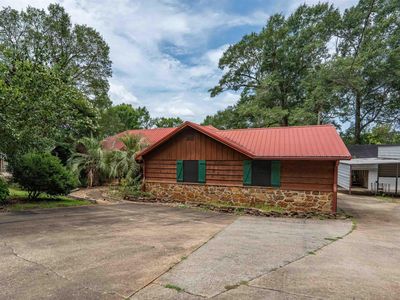 715 Piney Point Rd
