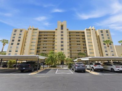2621 Cove Cay Dr Unit 302