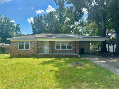 605 W Martin St