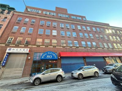 80 Elizabeth St APT 6B