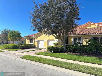 6510 Oxford Cir UNIT 102
