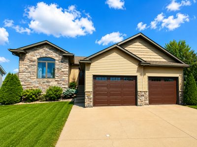 1520 Pine Siskin Ave