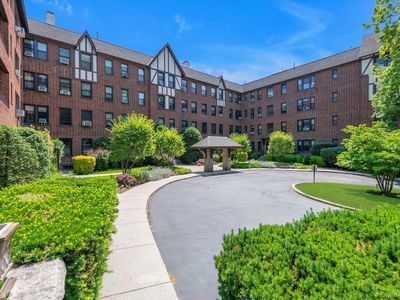 240 Bronxville Road #C1