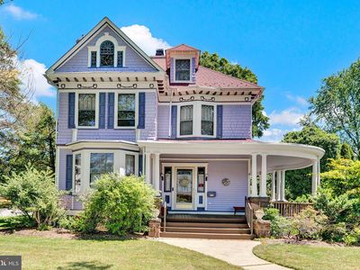 518 Grand Ave