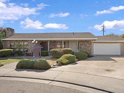 235 Claremont Ct
