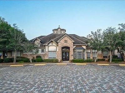 350 Emerald Forest Blvd APT 27106