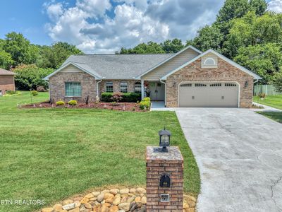 1210 Edinburgh Dr