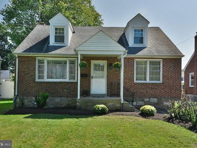 823 Longstreth Ave
