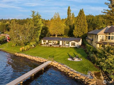 247 E Lake Sammamish Parkway SE